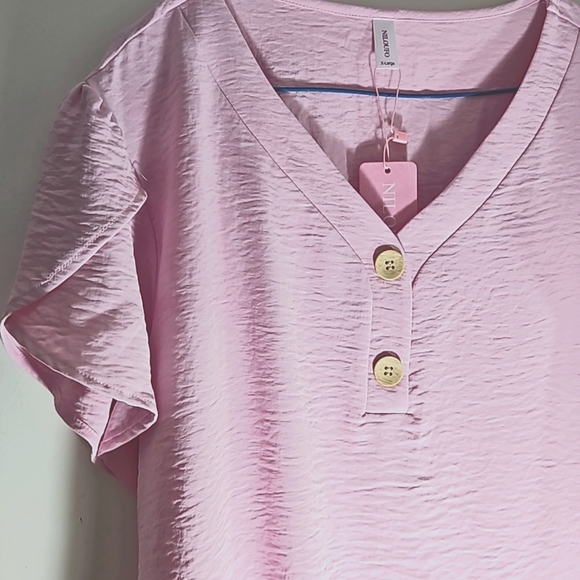 Ladies X-large shirt - Picture 1 of 5